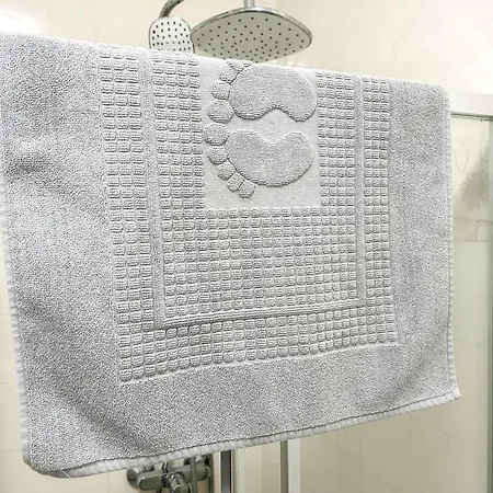 Royal 520 アパート *