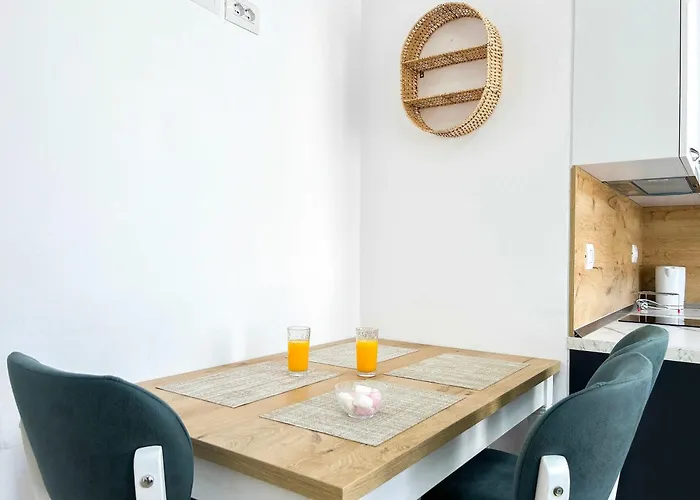 Royal 520 Apartment